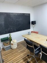 5555 S Inglewood Blvd, Culver City, CA à louer Photo intérieure– Image 2 sur 6