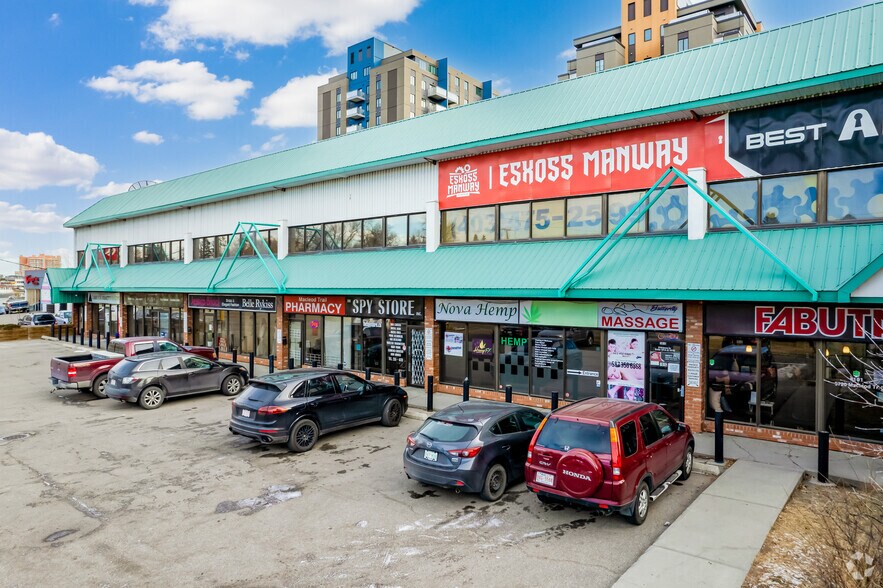 5720 Macleod Trl SW, Calgary, AB à louer - Photo de l’immeuble – Image 1 sur 6