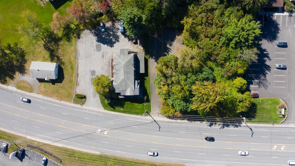 1650 Route 9, Clifton Park, NY à louer - Aérien – Image 3 sur 14
