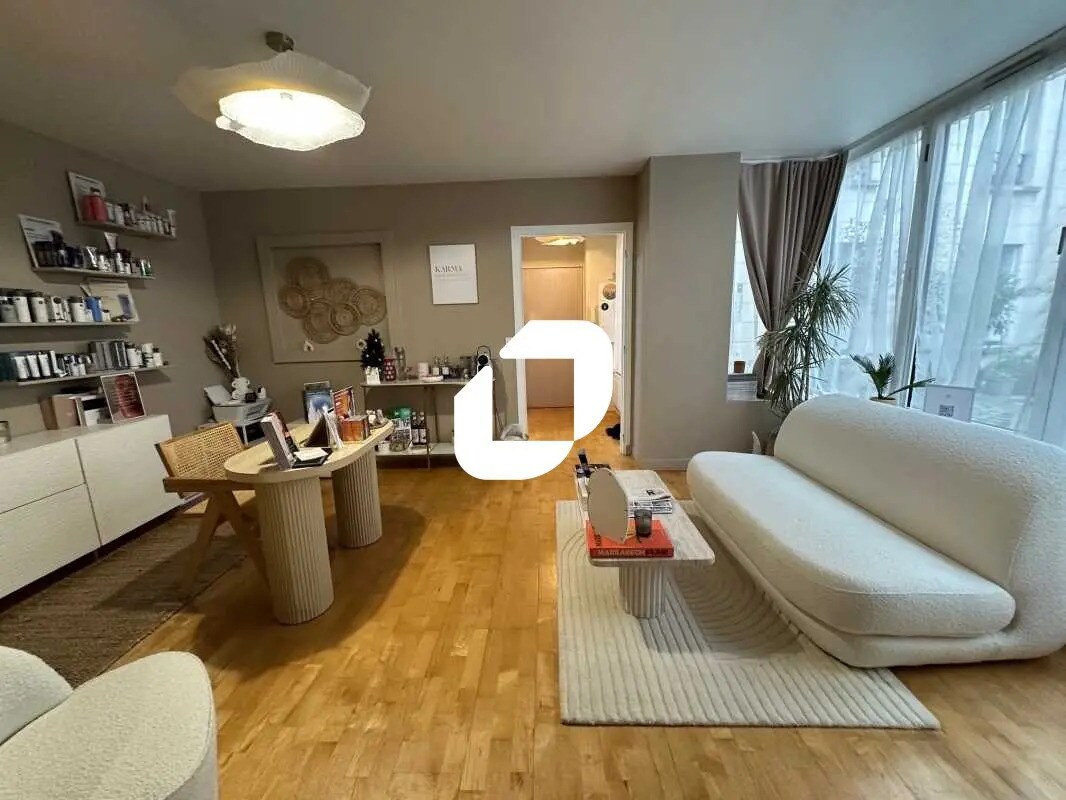 Bureau dans Saint-Germain-en-Laye à louer Photo de l’immeuble– Image 1 sur 8