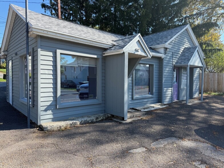 86 W Genesee St, Lysander, NY à louer - Photo principale – Image 1 sur 12