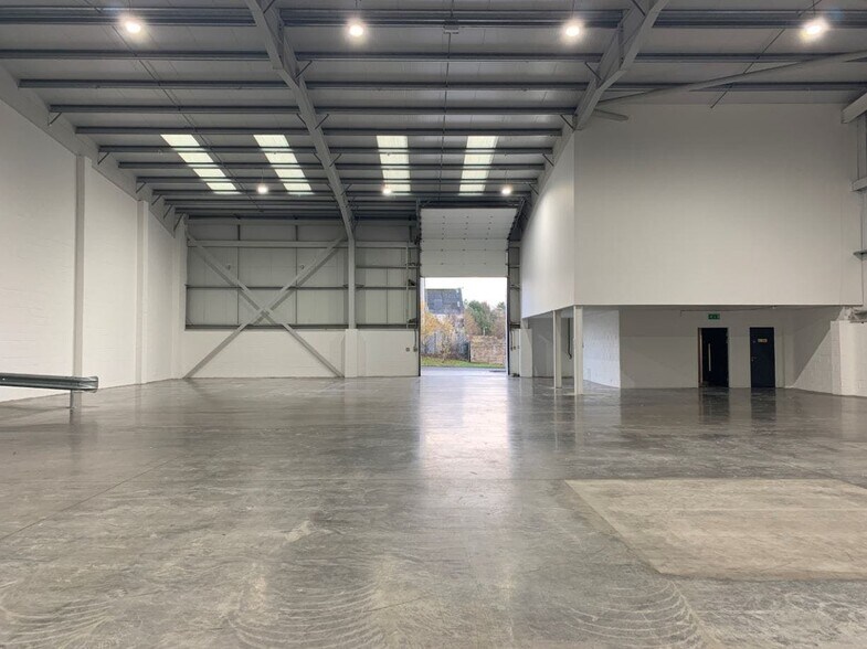 Weardale Ln, Glasgow à louer - Photo de l’immeuble – Image 2 sur 10