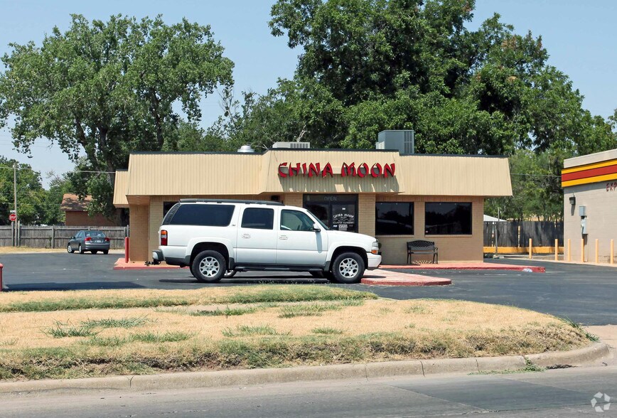 1328 S 4th St, Chickasha, OK à louer - Photo de l’immeuble – Image 2 sur 2