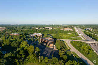 425 S Woods Mill Rd, Town And Country, MO - VUE AÉRIENNE  vue de carte