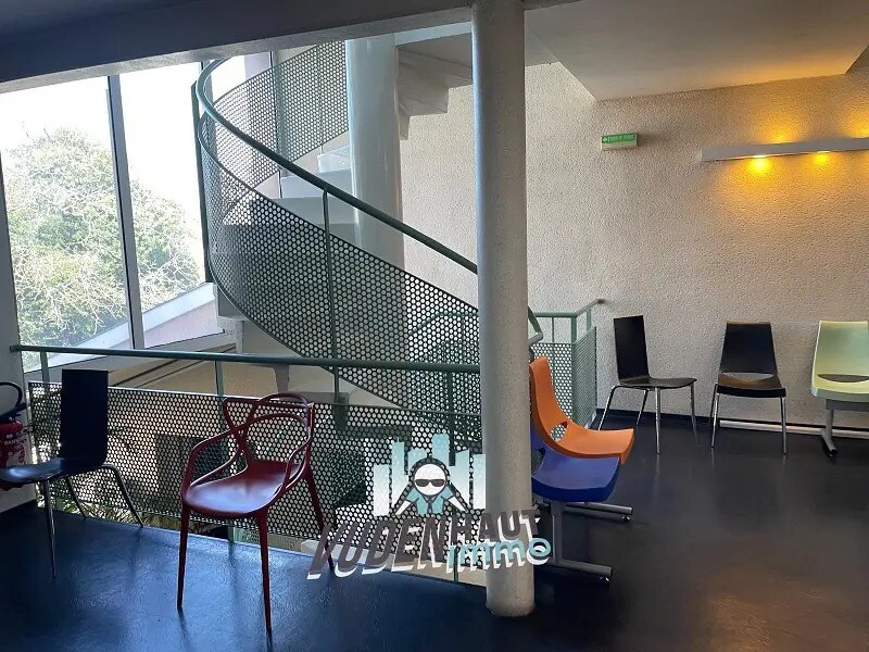 Local commercial dans Villeneuve-Tolosane à vendre Photo intérieure– Image 1 sur 10