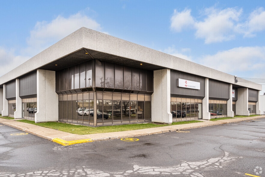 3400-3420 Rue Migneron, Saint-Laurent, QC à louer - Photo de l’immeuble – Image 1 sur 6