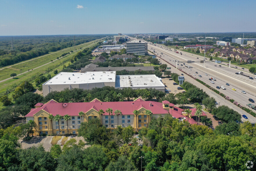 15225 Katy Fwy, Houston, TX à vendre - Aérien – Image 3 sur 5