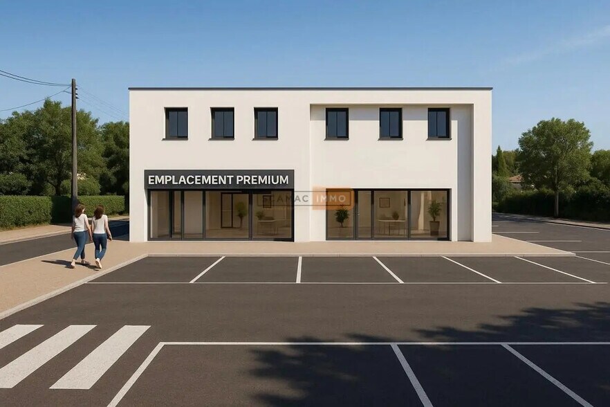 Local d’activités dans Draguignan à louer - Photo de l’immeuble – Image 1 sur 6