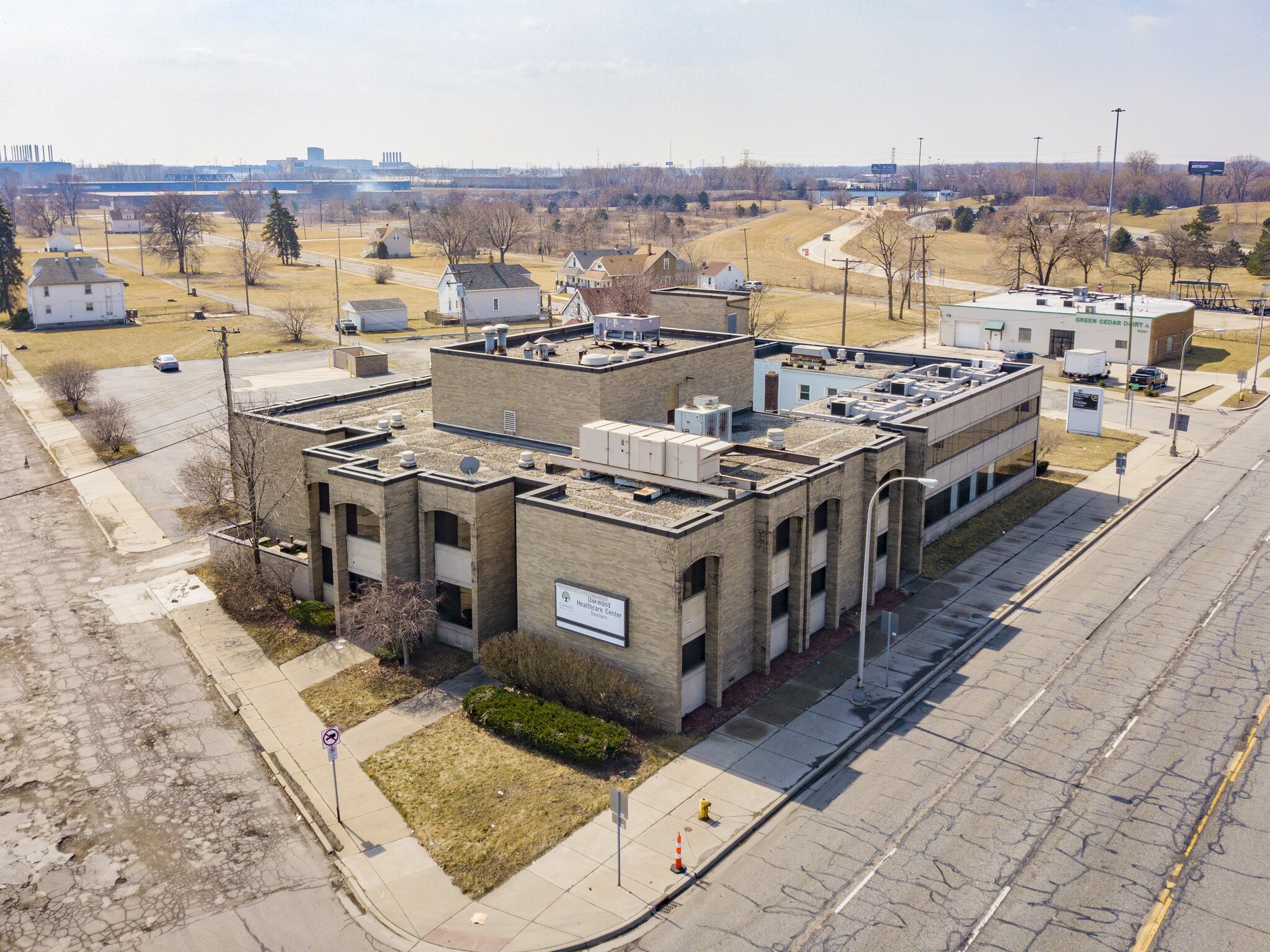 10151 Michigan Ave, Dearborn, MI à louer Photo de l’immeuble– Image 1 sur 4