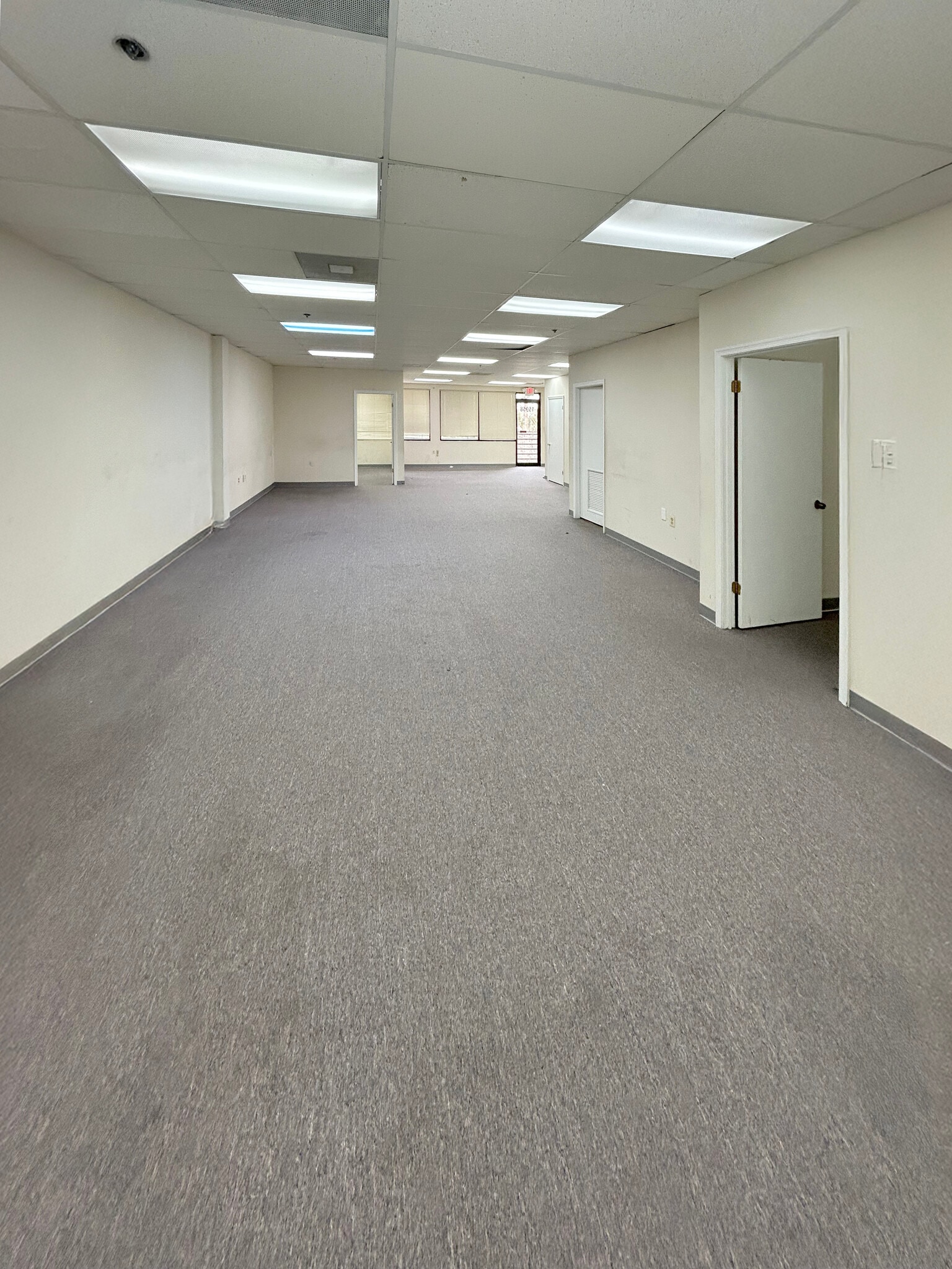 15950-15958 Derwood Rd, Rockville, MD à louer Photo intérieure– Image 1 sur 2