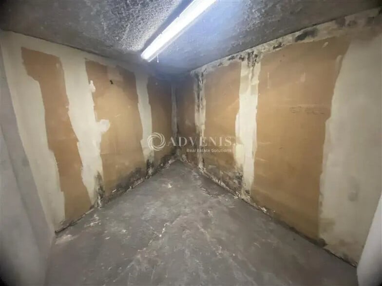 Local d’activités dans Maisons-Alfort à louer - Photo intérieure – Image 3 sur 6