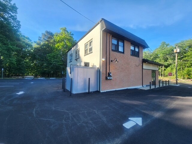 138 Lakeview Dr, Gibbsboro, NJ à vendre - Photo de l’immeuble – Image 2 sur 5