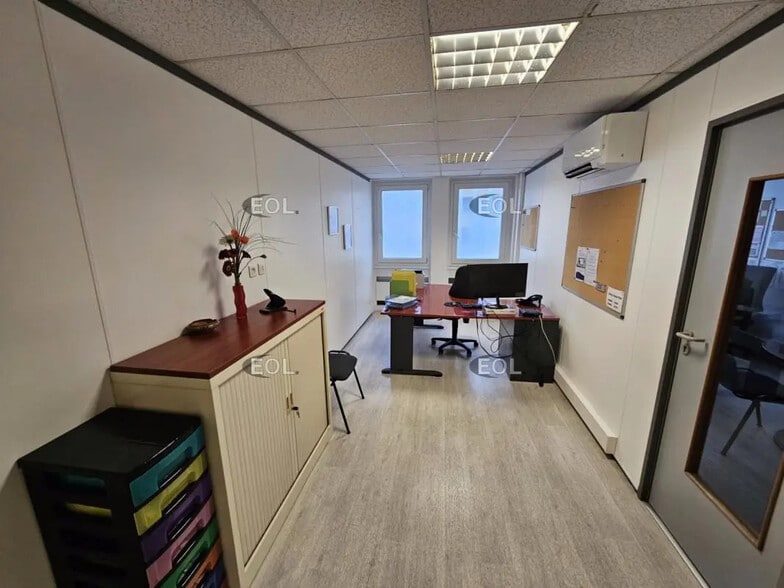 Bureau dans Créteil à vendre - Photo intérieure – Image 3 sur 18