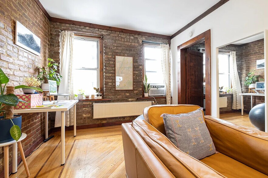 146 N 7th St, Brooklyn, NY à vendre - Photo de l’immeuble – Image 2 sur 17