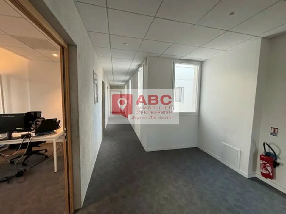 Bureau dans Castelnau-le-Lez à vendre Photo de l’immeuble– Image 1 sur 7