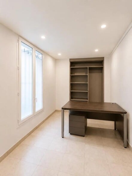 275 Rue Saint-Denis, Paris à louer - Photo intérieure – Image 2 sur 5