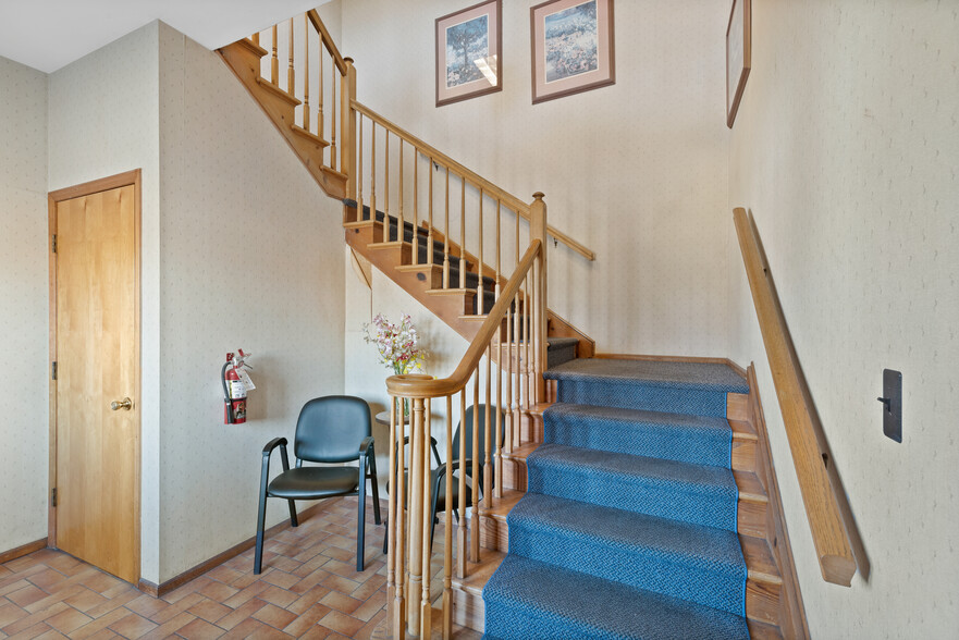 9 Leonardville Rd, Middletown, NJ à louer - Hall d’entrée – Image 2 sur 21