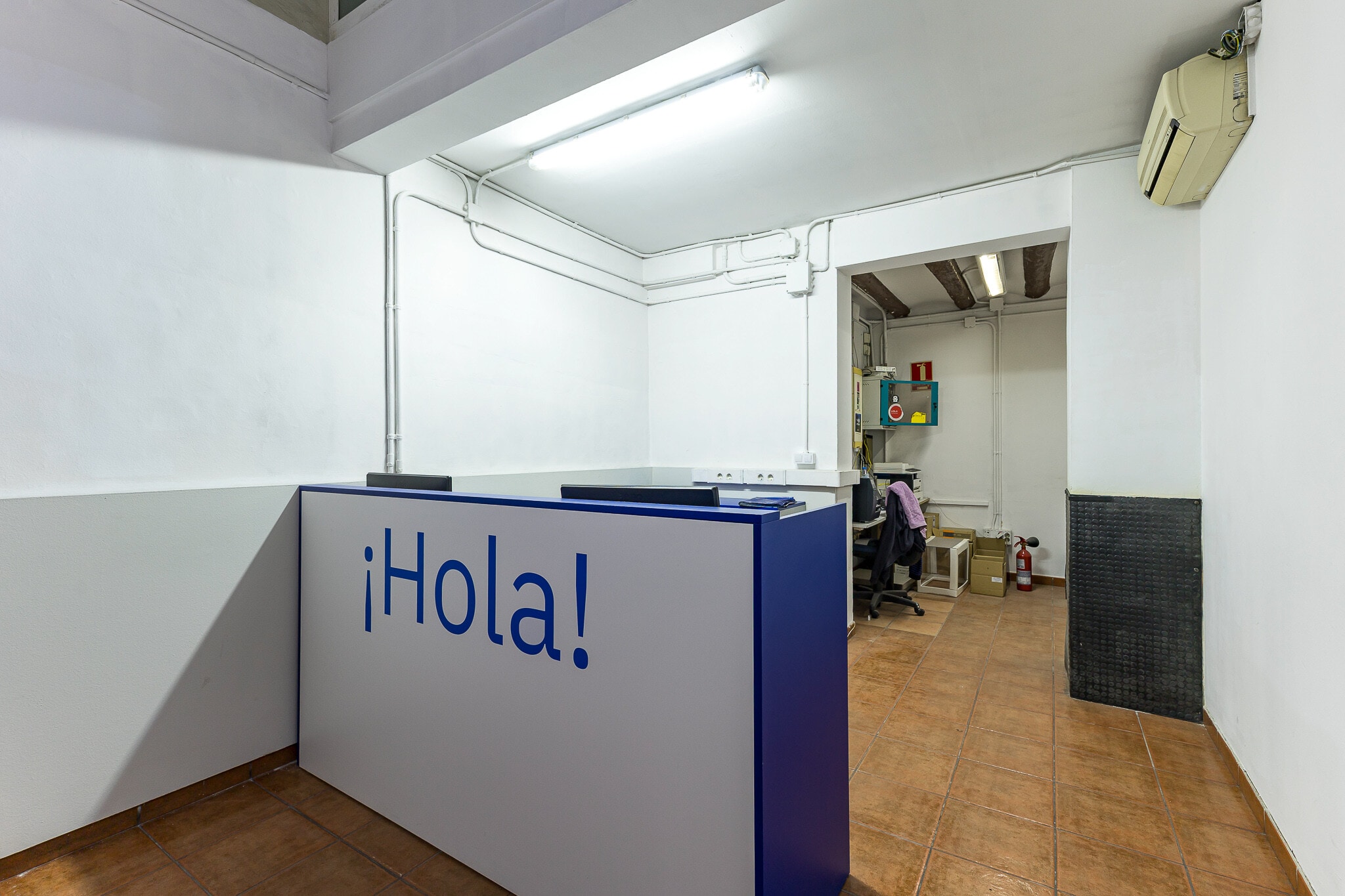 Carrer de Cervantes, 6, Barcelone, Barcelona à louer Photo principale– Image 1 sur 4