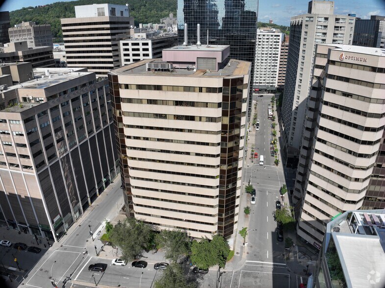 505 De Maisonneuve Boul O, Montréal, QC à louer – Image 2 sur 7