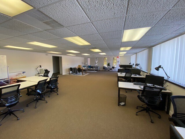 21338 Carlo Dr, Clinton Township, MI à louer - Photo intérieure – Image 2 sur 13