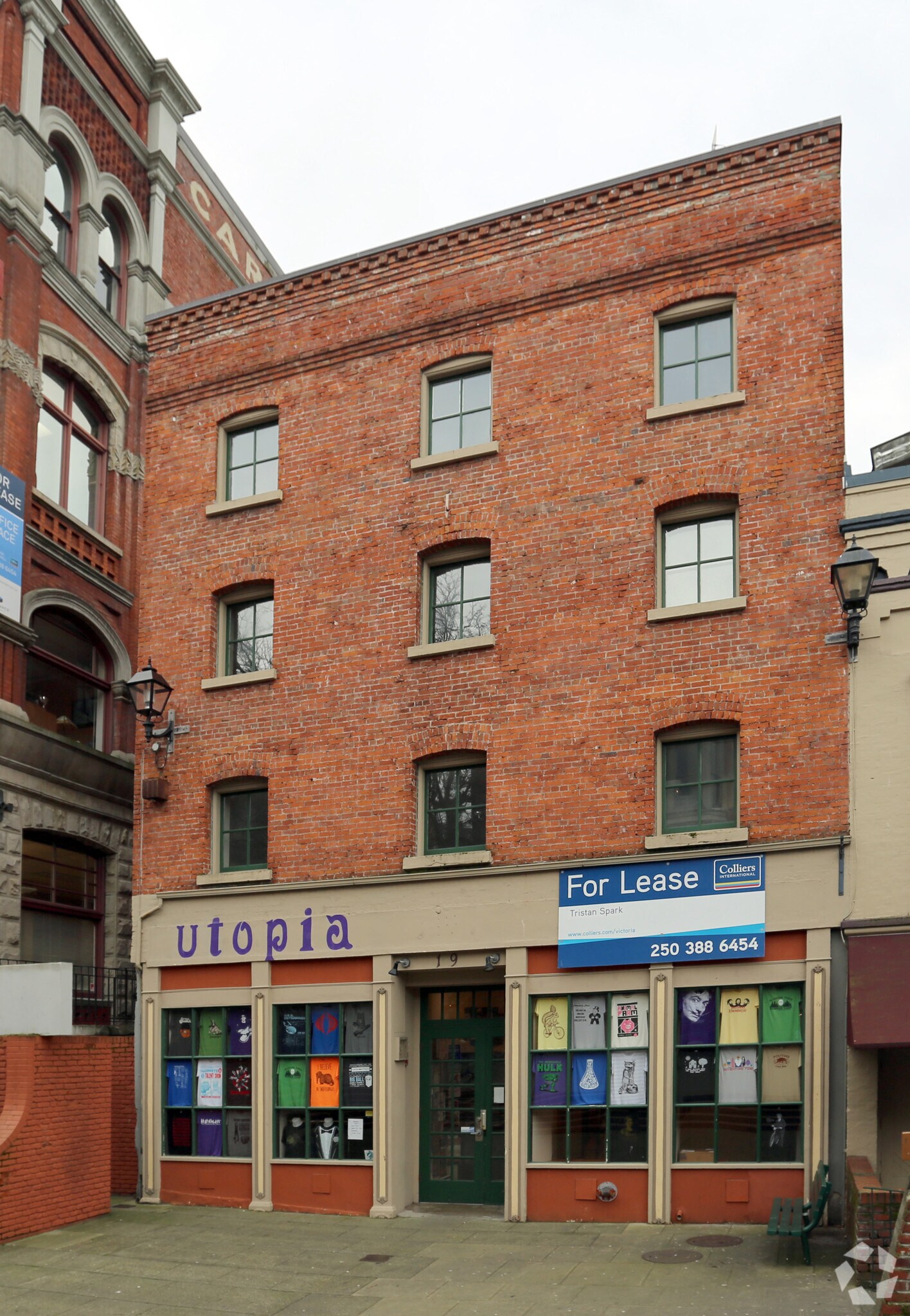 19 Bastion Sq, Victoria, BC à louer Photo principale– Image 1 sur 16