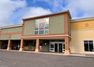 8999-9121 U.S. Highway 19 N, Pinellas Park, FL à louer Photo de l’immeuble– Image 2 sur 3