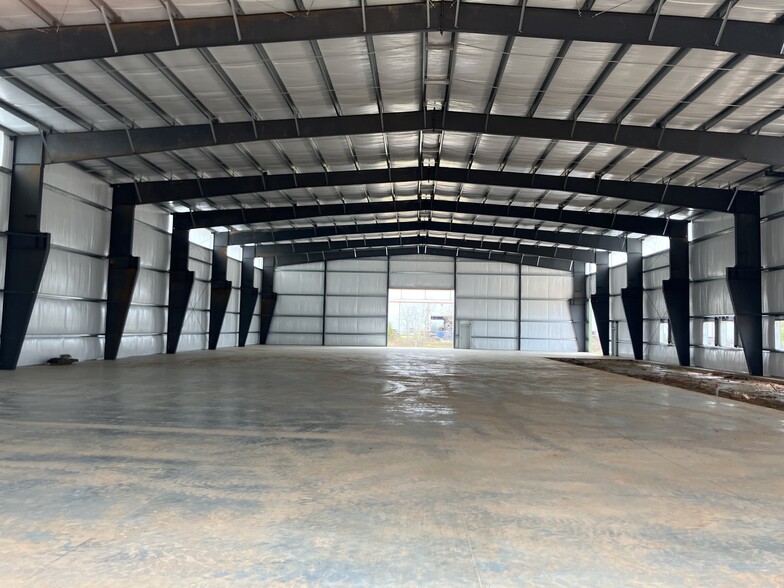 34277 Sunset Ln, Brookshire, TX à louer - Photo de l’immeuble – Image 2 sur 24