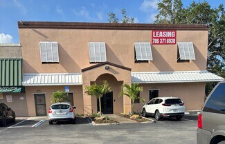 Plus de détails pour 9501 SW 160th St, Miami, FL - Bureau/Local commercial à louer