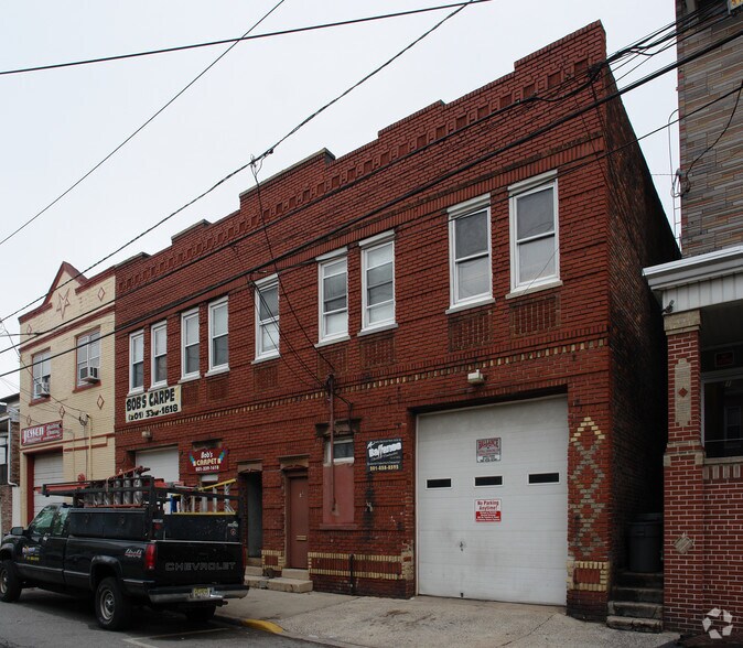 23-25 W 18th St, Bayonne, NJ à louer - Photo principale – Image 1 sur 5