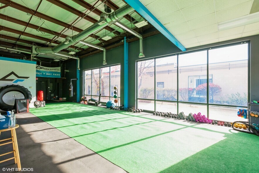 366-380 Bank Dr, Mchenry, IL à louer - Photo intérieure – Image 1 sur 26