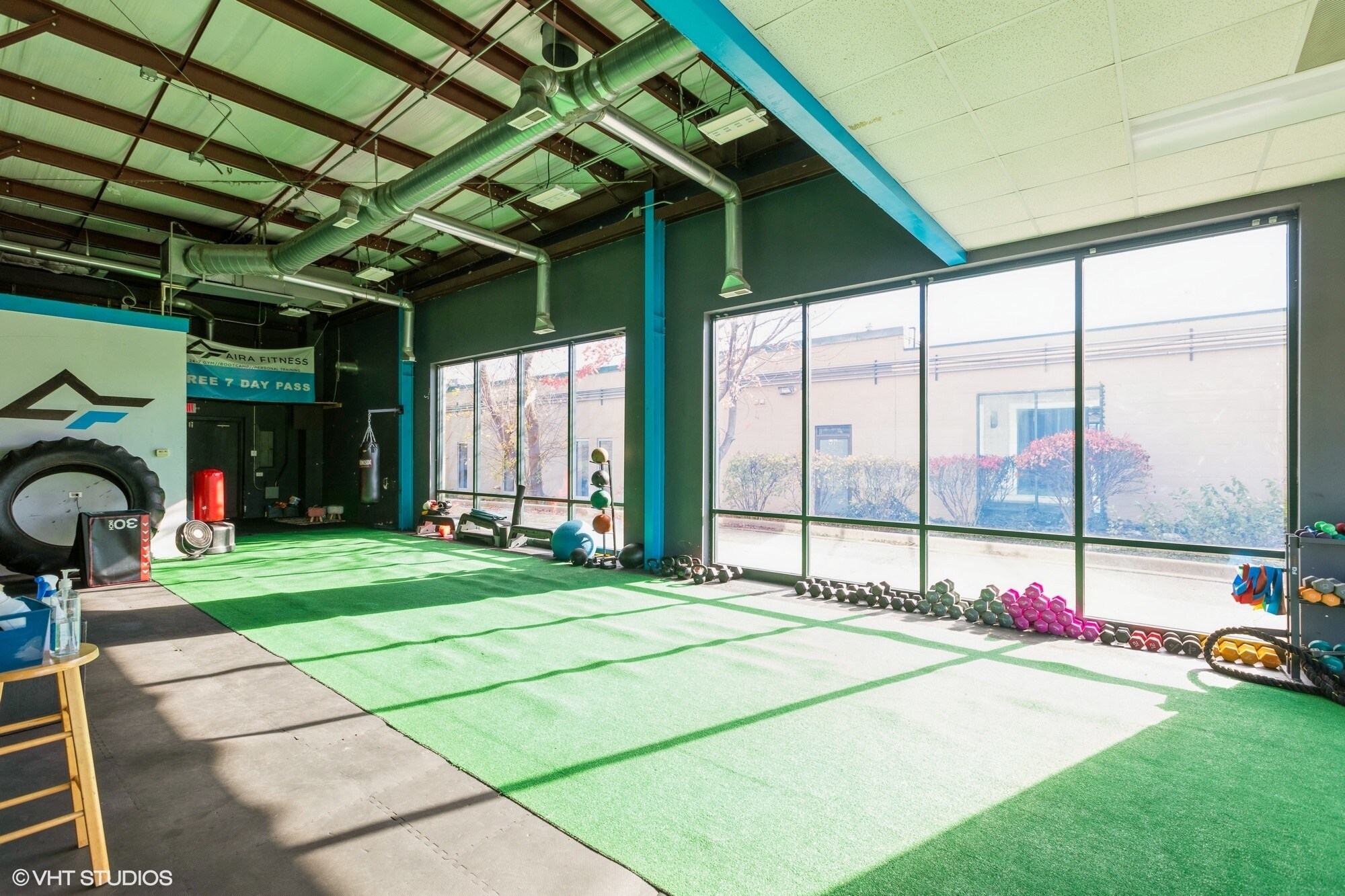 366-380 Bank Dr, Mchenry, IL à louer Photo intérieure– Image 1 sur 27