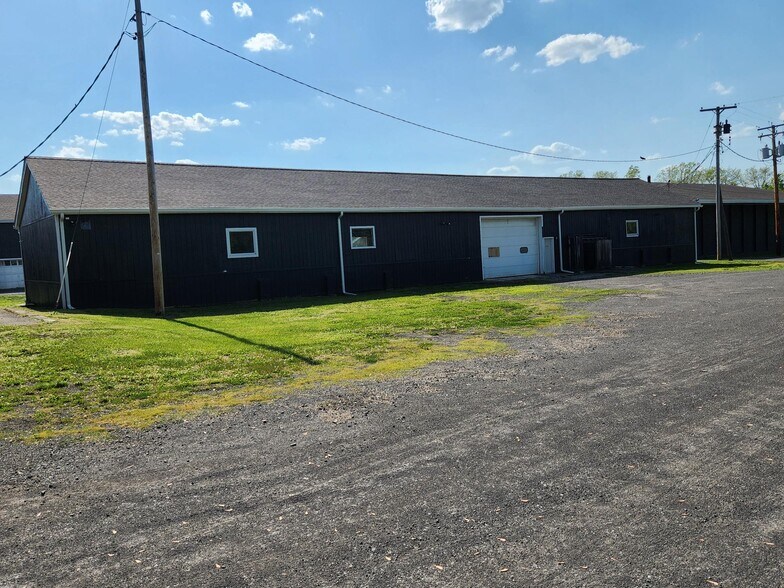 168 Malden Tpke, Saugerties, NY à louer - Photo de l’immeuble – Image 2 sur 2