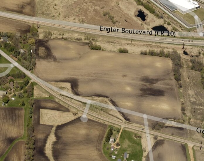 xxx Engler Blvd, Chaska, MN à vendre - Aérien – Image 2 sur 2