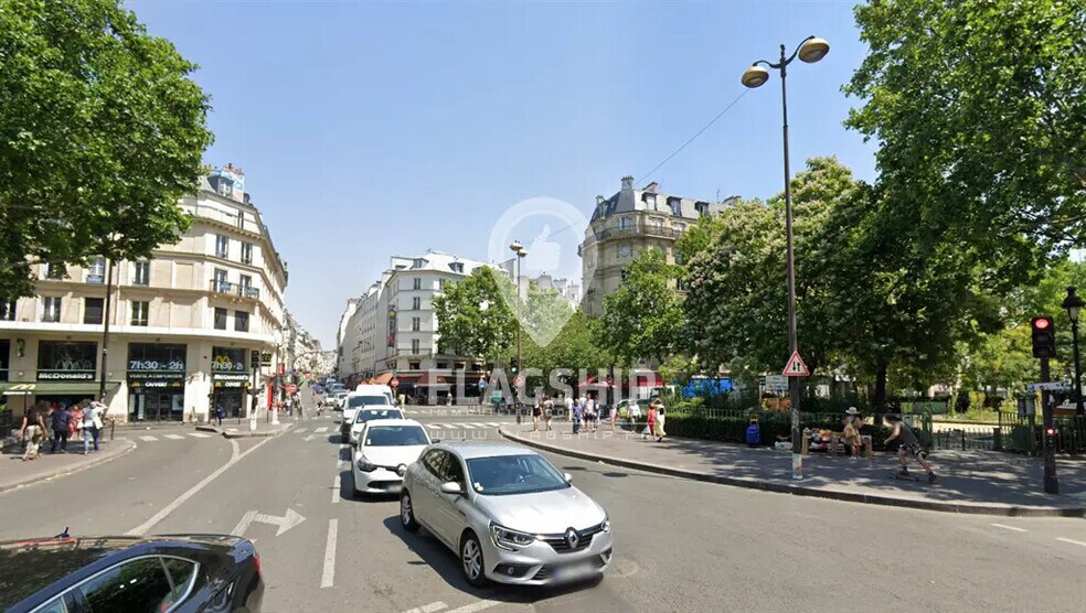 Local commercial dans Paris à louer - Photo de l’immeuble – Image 2 sur 2