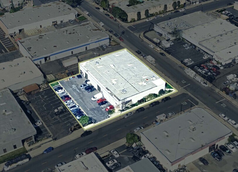 7955-7959 Alabama Ave, Canoga Park, Canoga Park, CA à louer - Photo de l’immeuble – Image 1 sur 2