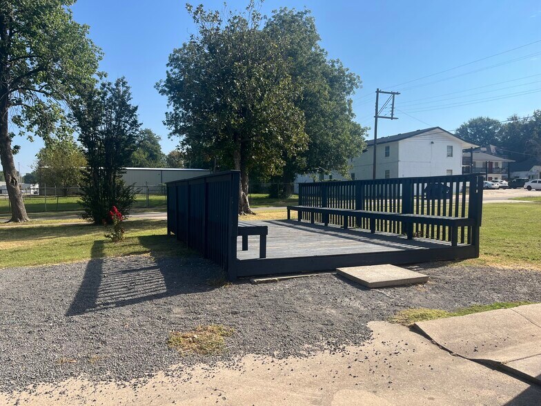 516 N 11th St, Fort Smith, AR à louer - Photo de l’immeuble – Image 2 sur 6