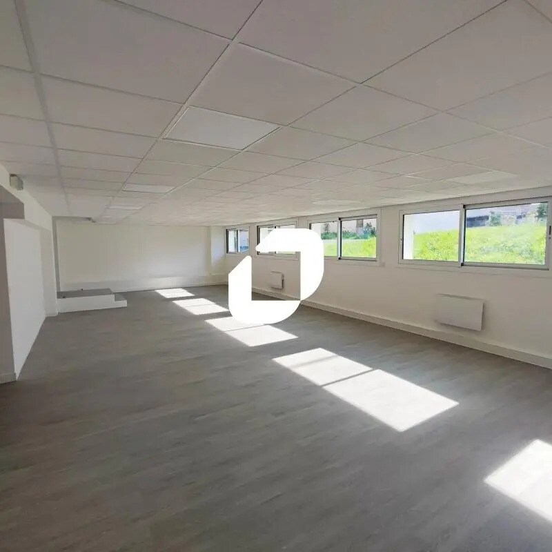 Bureau dans Maisons-Alfort à louer Photo de l’immeuble– Image 1 sur 5