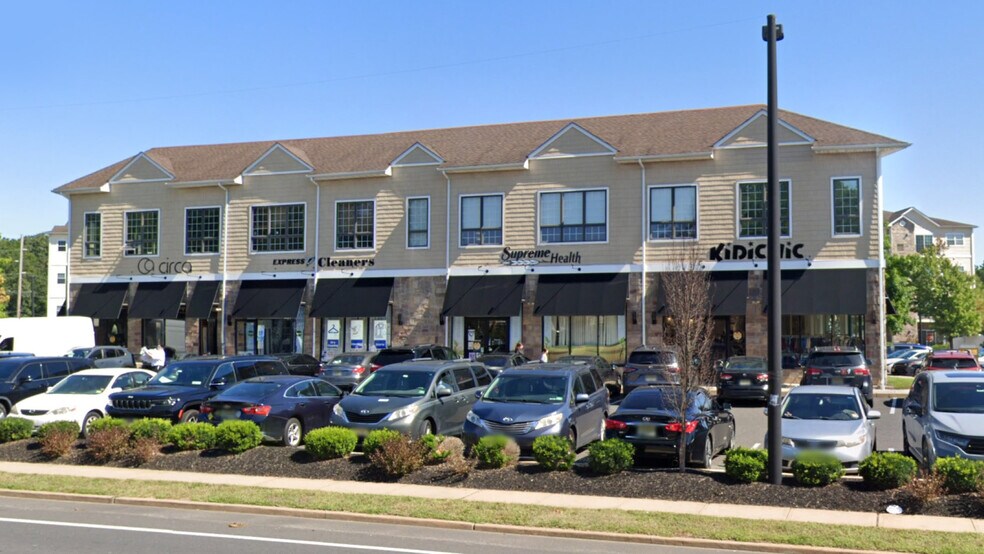 415-419 Cedar Bridge Ave, Lakewood, NJ à louer - Photo de l’immeuble – Image 3 sur 3