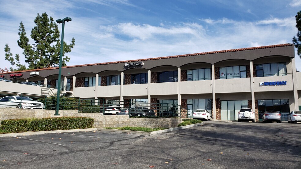 18800 Amar Rd, Walnut, CA à louer - Photo de l’immeuble – Image 1 sur 2