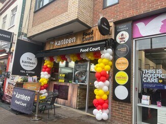 Plus de détails pour Local commercial à louer