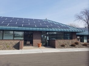 3434 N Lexington Ave, Shoreview, MN à louer Photo de l’immeuble– Image 1 sur 6
