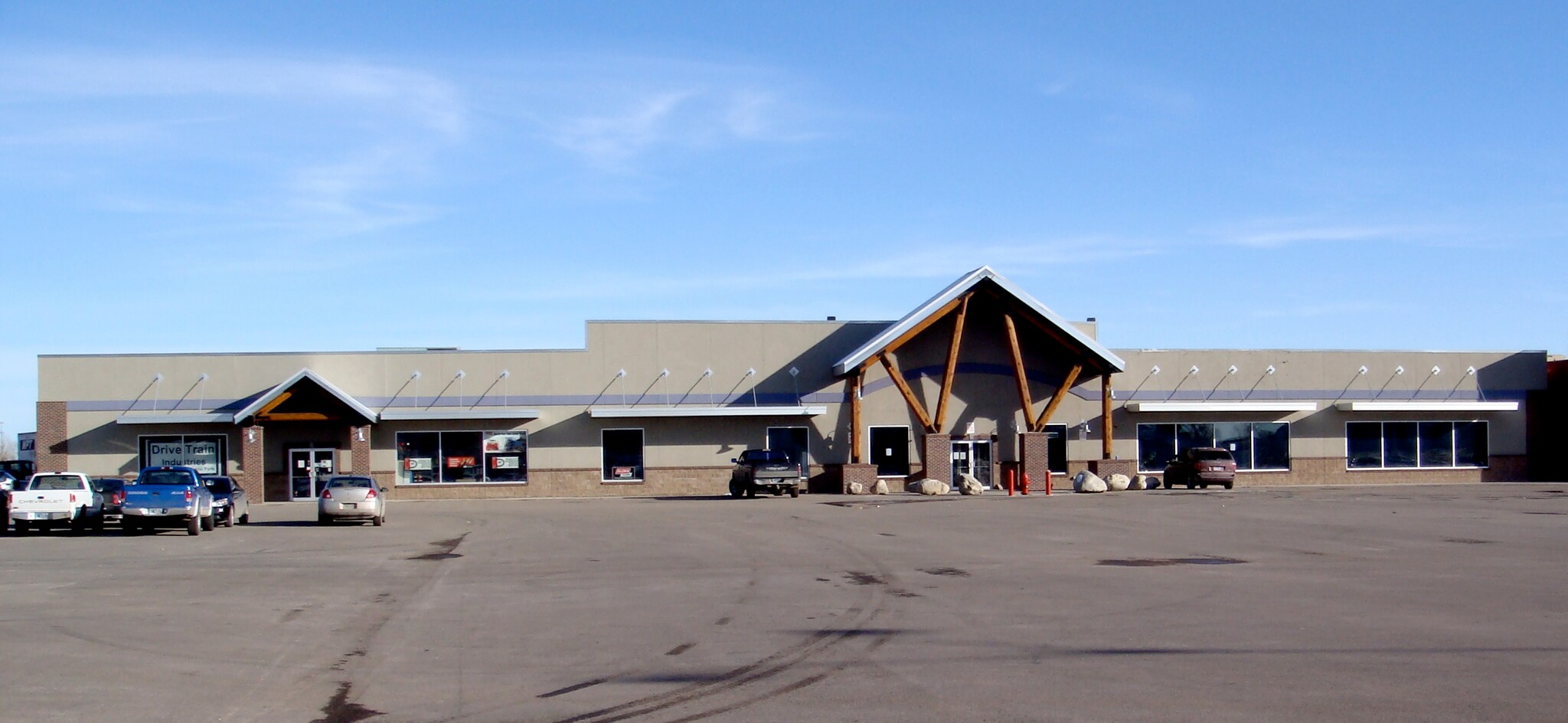 718 N. Hwy 14-16, Gillette, WY à louer Photo de l’immeuble– Image 1 sur 3