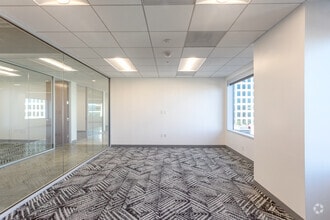 160 W Santa Clara St, San Jose, CA à louer Photo intérieure– Image 2 sur 9