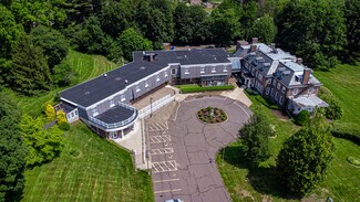 Plus de détails pour 1365 Northampton St, Holyoke, MA - Santé à vendre