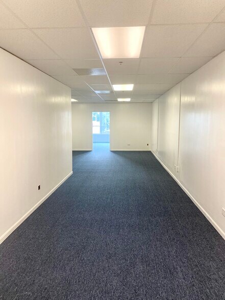 3224 Ridge Rd, Lansing, IL à louer - Photo intérieure – Image 2 sur 7