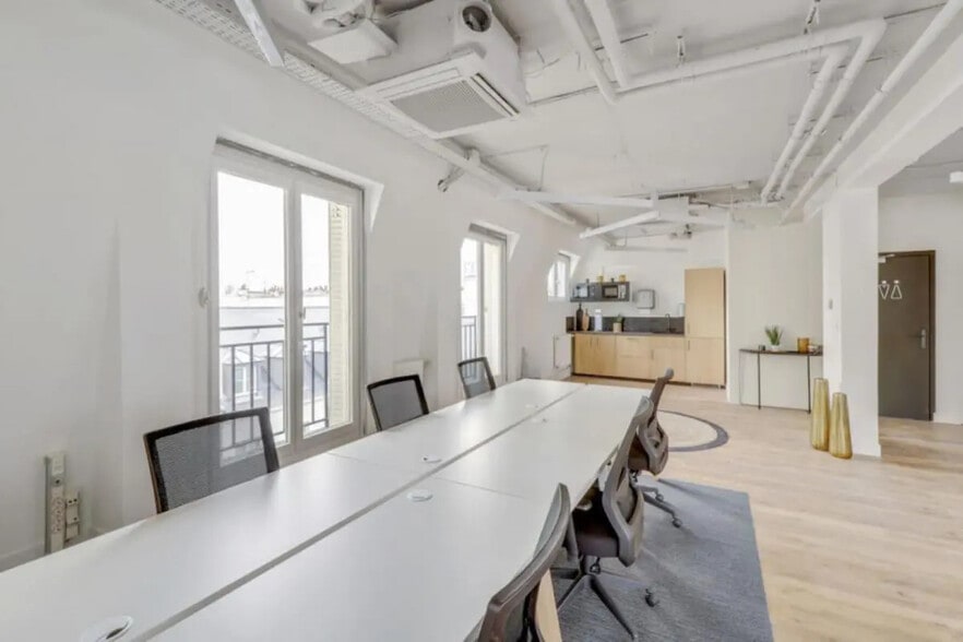 9 Boulevard Des Italiens, Paris à louer - Photo de l’immeuble – Image 2 sur 6