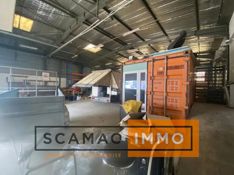 Industriel/Logistique dans Vedène à louer - Photo de l’immeuble – Image 3 sur 5