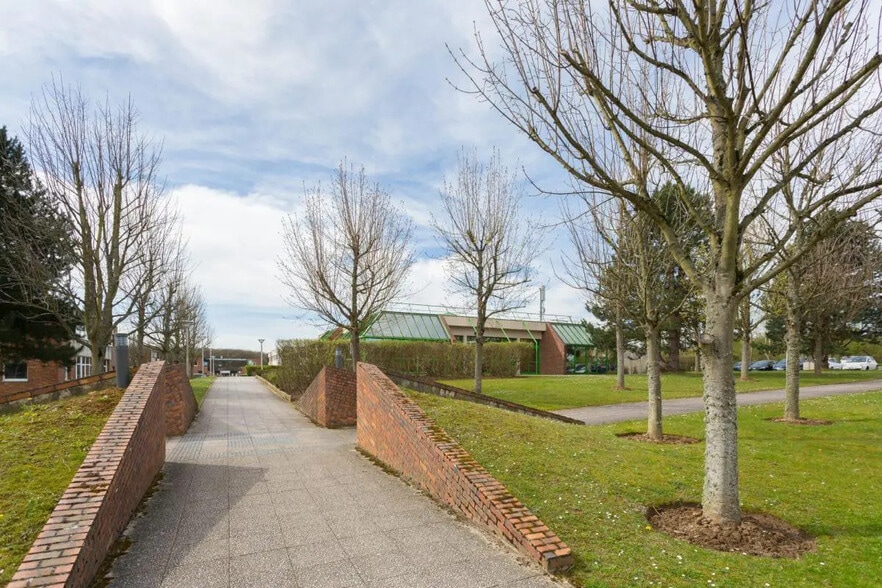 4 Route De Gisy, BIÈVRES à louer - Photo de l’immeuble – Image 3 sur 7