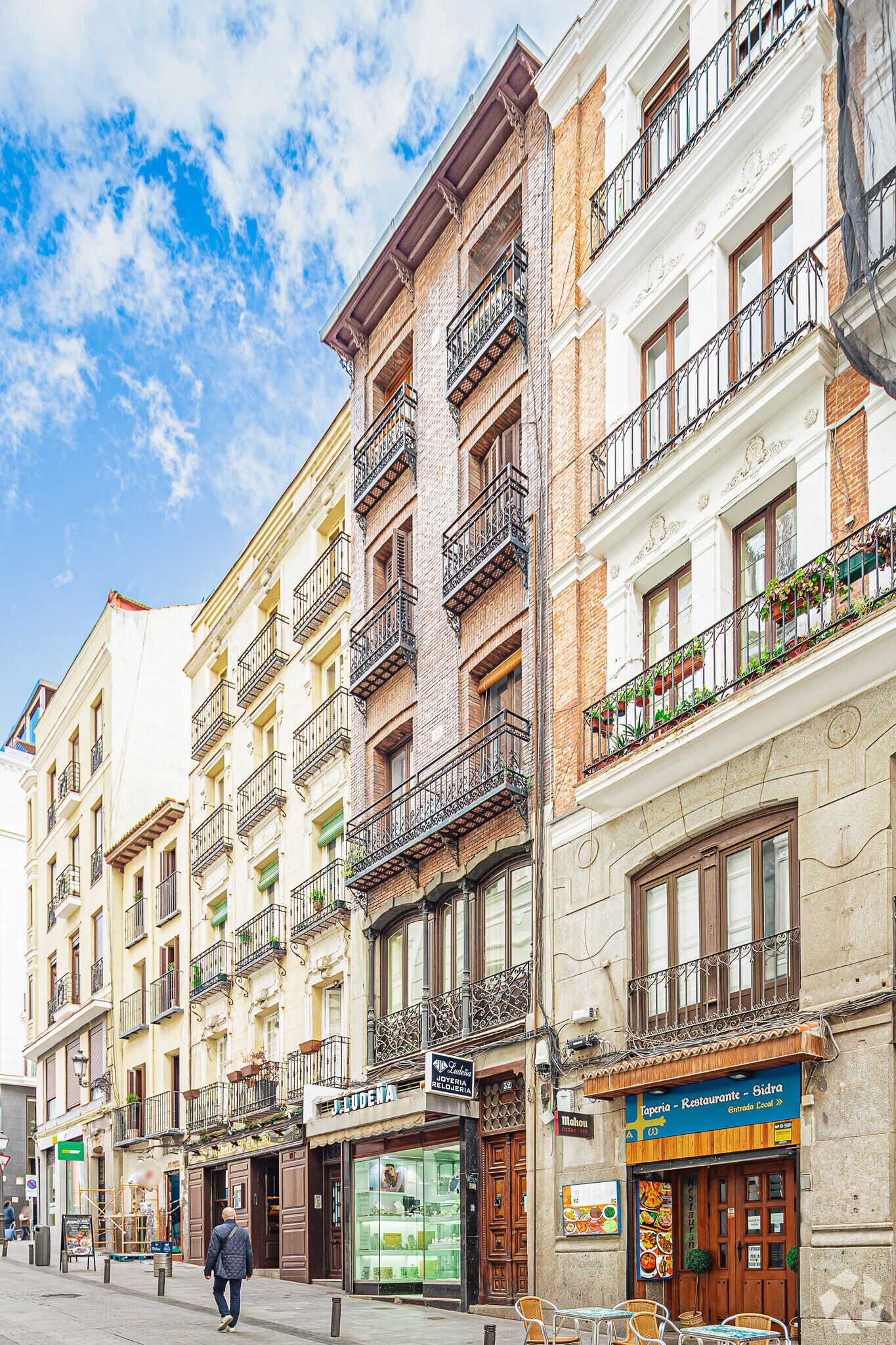 Calle de Tetuán, 32, Madrid, Madrid à louer Photo principale– Image 1 sur 3