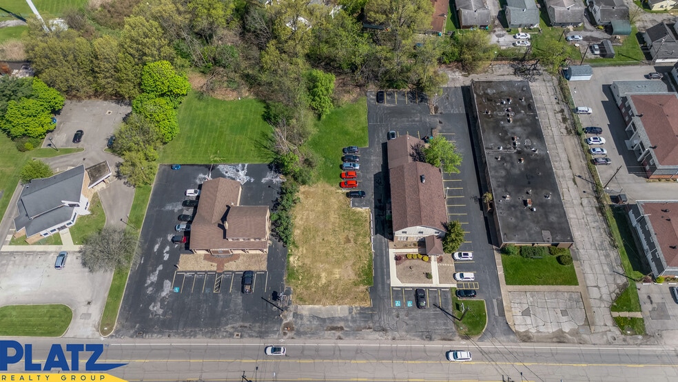 564 Gypsy Ln, Youngstown, OH à vendre - Photo principale – Image 1 sur 5